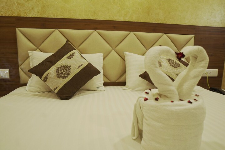 Room 16 of 30