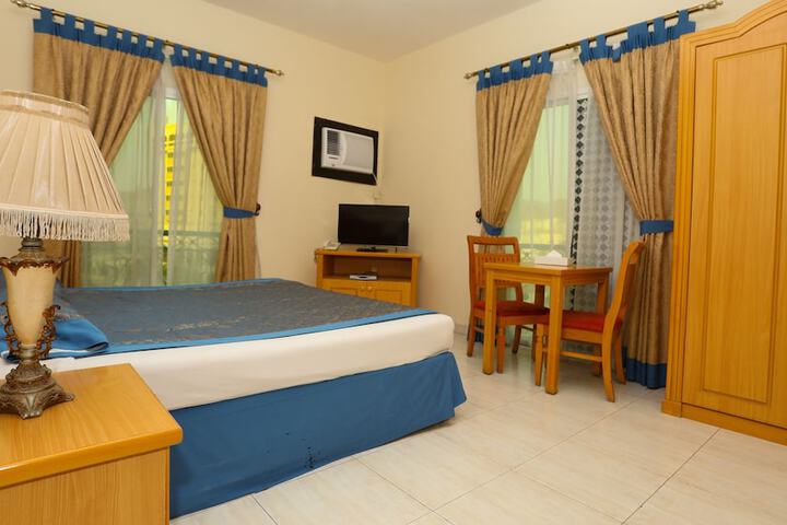 Room 6 of 47