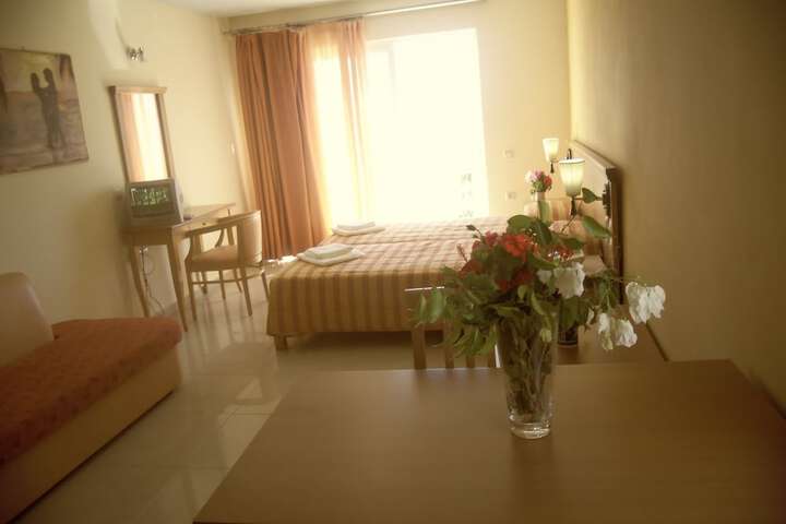 Room 5 of 56