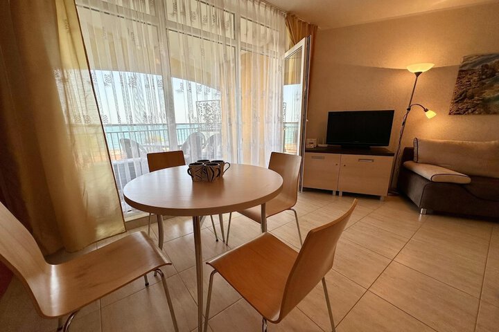 Room 36 of 151