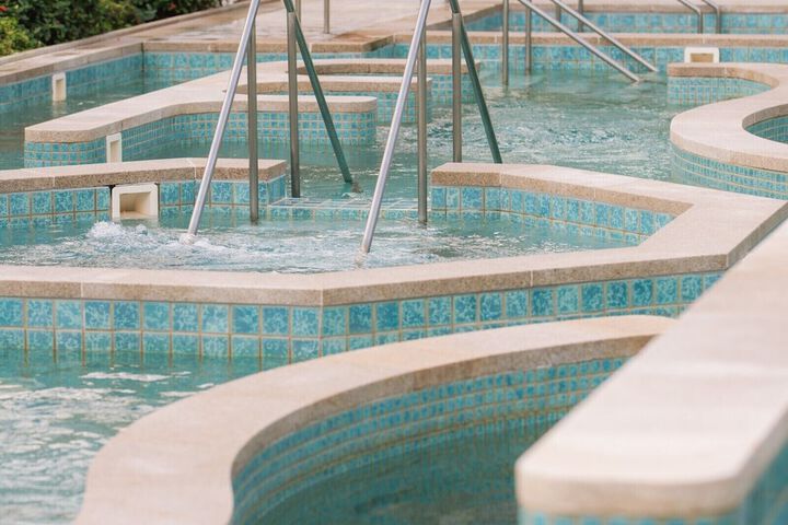Pools & Facilities