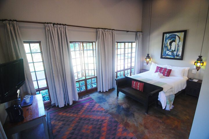 Room 4 of 60