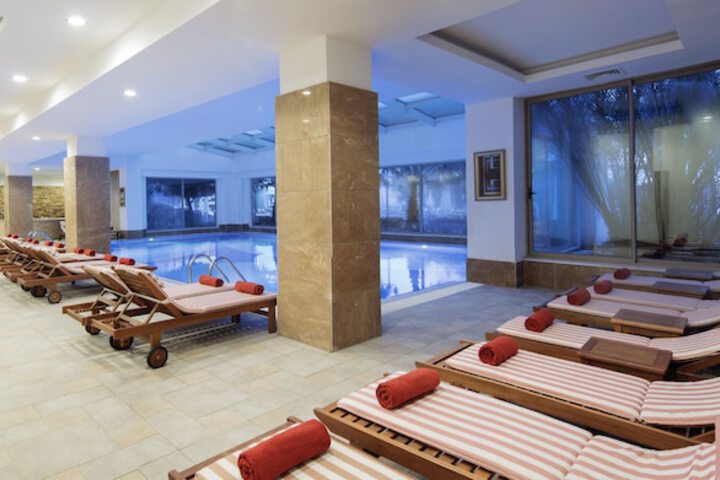 Pool 39 of 182