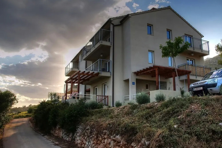 Jela Terrace and sea View A1