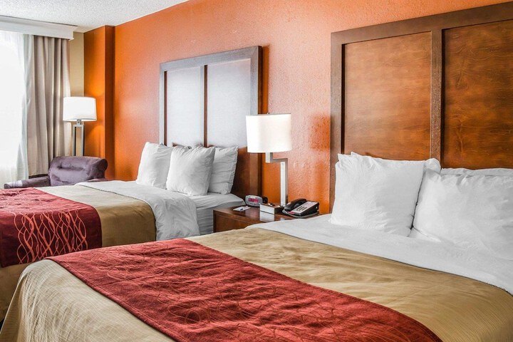 2 Double Beds (7 of 7)
