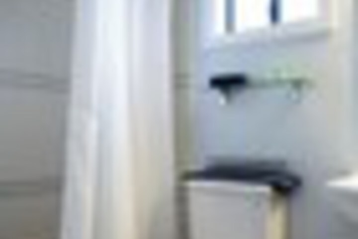 Room 125 of 147