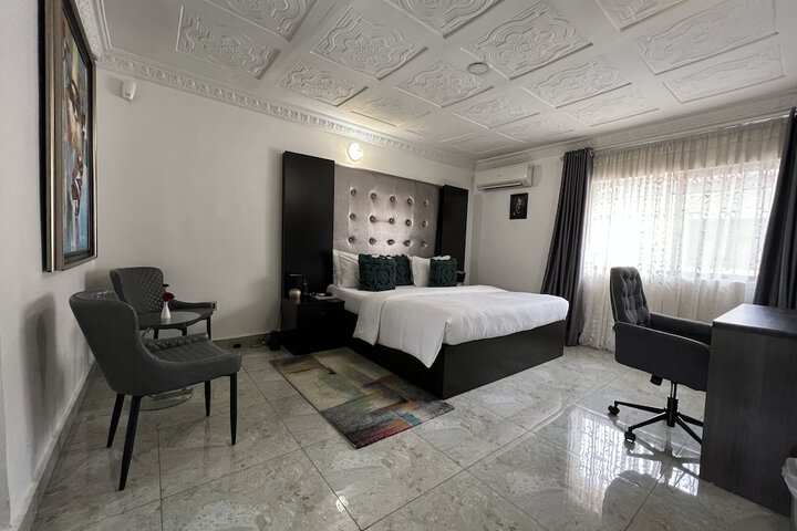 Room 31 of 50