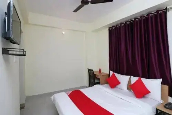 Room 3 of 11