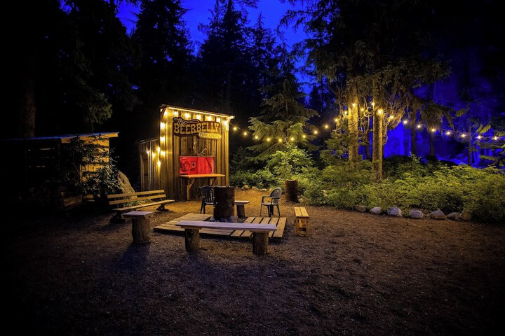 Property Grounds 25 of 27