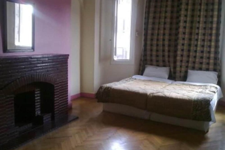 Room 21 of 79