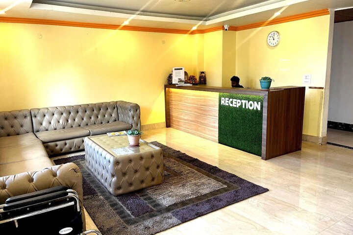 Hotel Interior 7 of 39