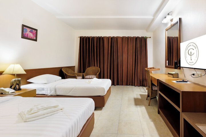 Room 13 of 68
