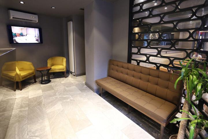 Guest Lobby