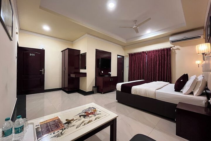 Room 25 of 135