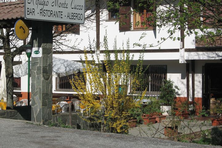 Hotel 2 of 8