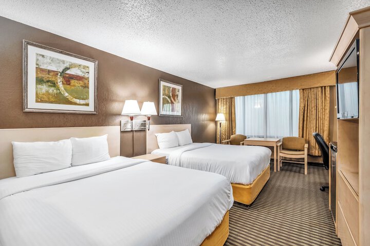 Room 22 of 49