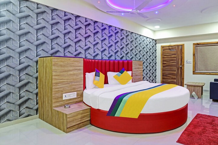 Itsy Hotels Rk Palace