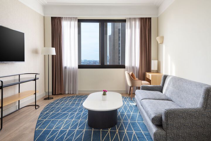 Room 30 of 124