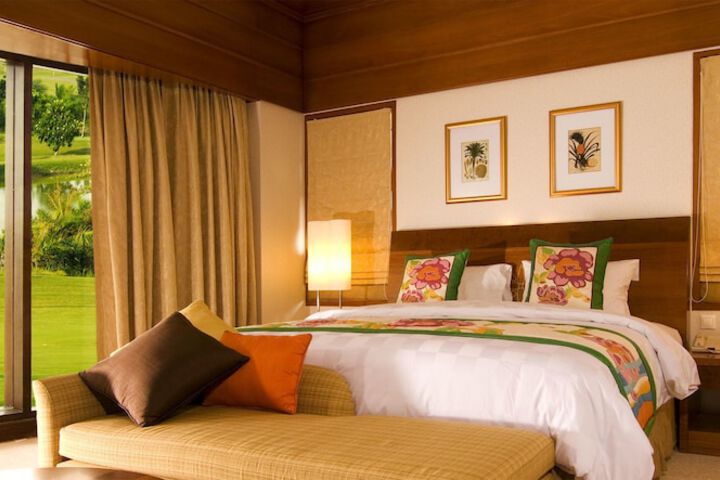Room 4 of 46