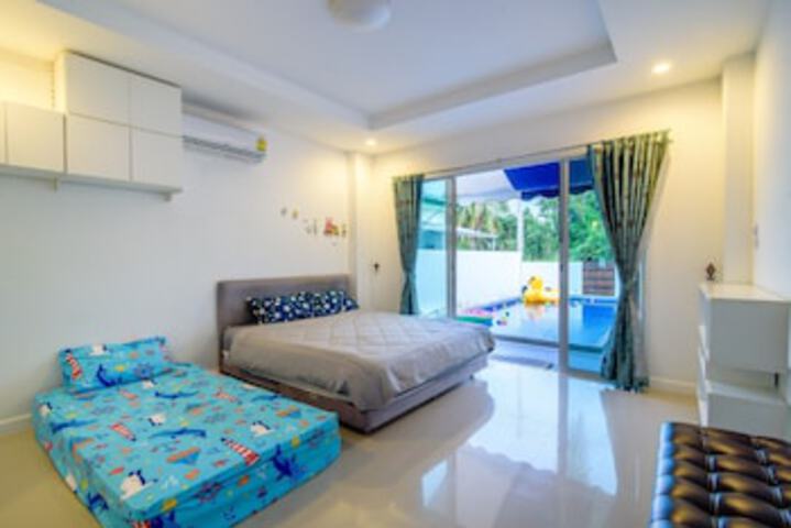 Baan You Yen Pool Villa in Pranburi