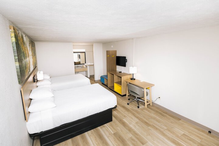 1 Double Bed Modern Room (27 of 28)
