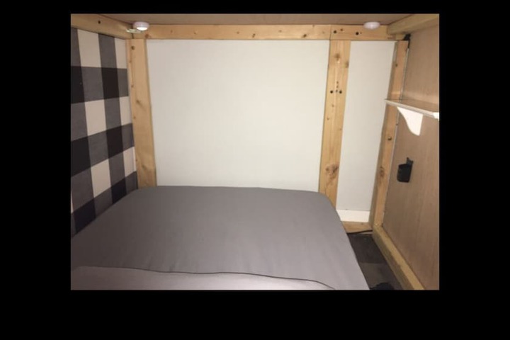 Room 12 of 38