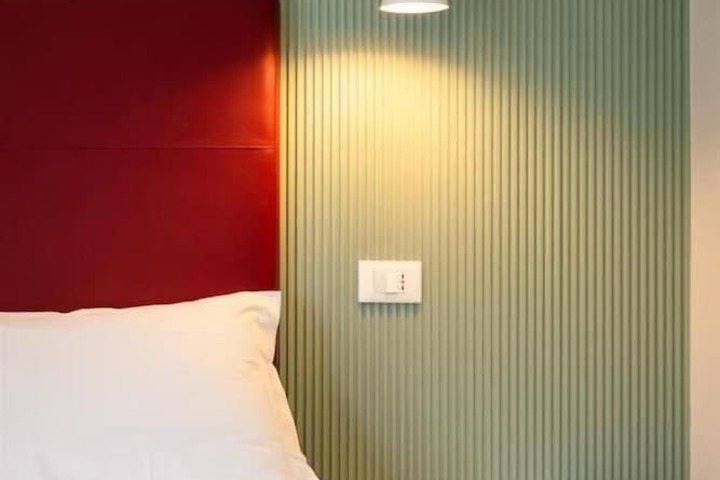 Room 55 of 128