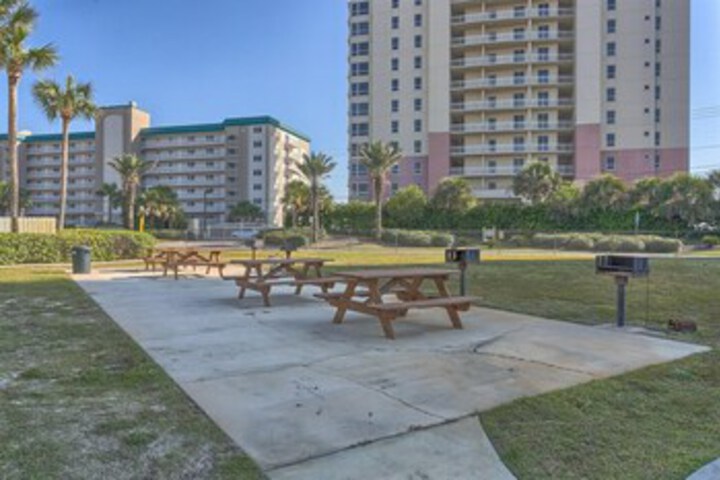 Property Grounds 41 of 45