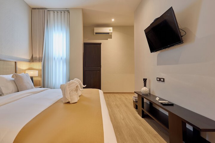 Room 42 of 88
