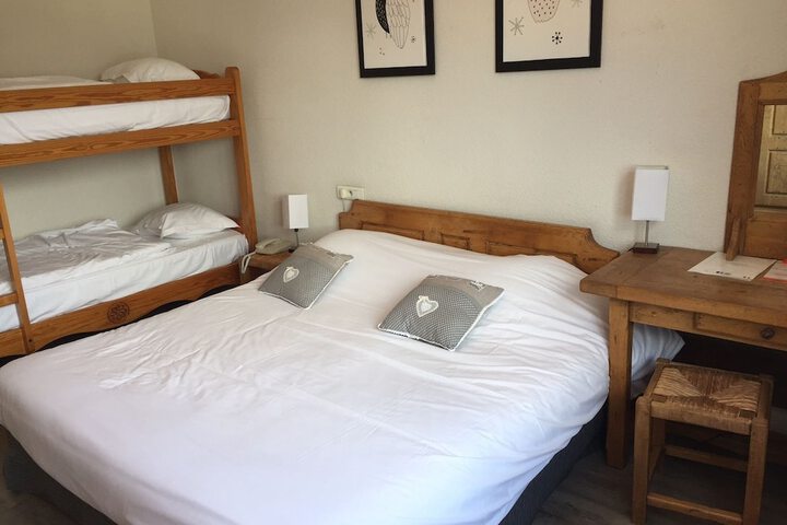 Room 15 of 39
