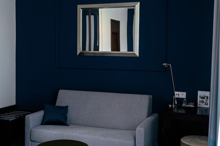 Room 8 of 46