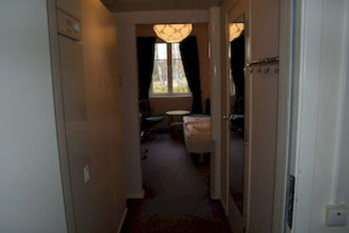 Room 7 of 21