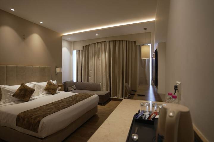 Room 14 of 60