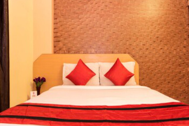 Room 17 of 24
