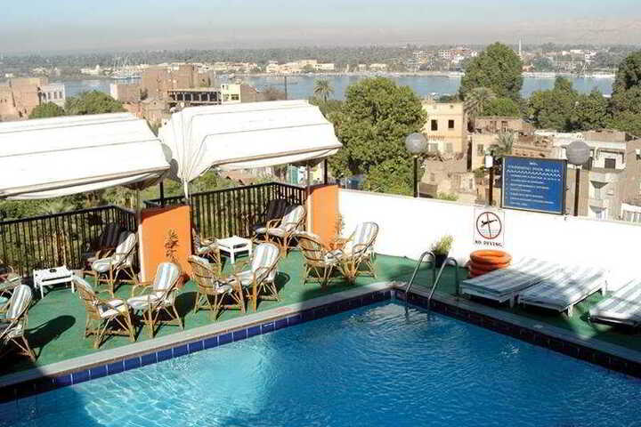 Luxor Hotel