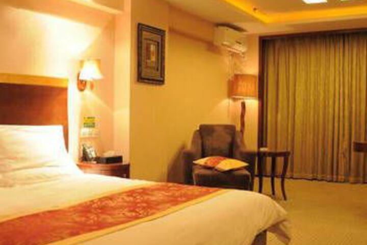Room 8 of 8