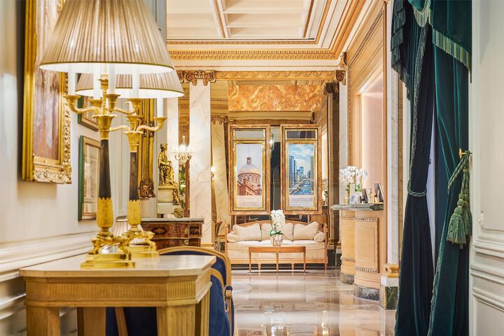 Guest Lobby