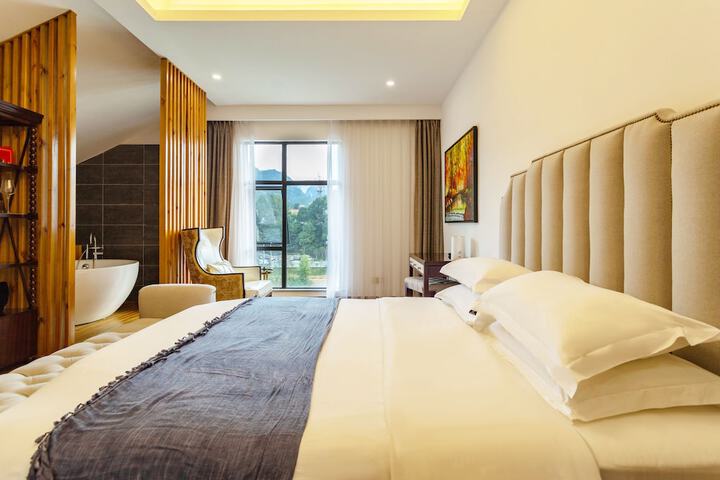 Room 36 of 174