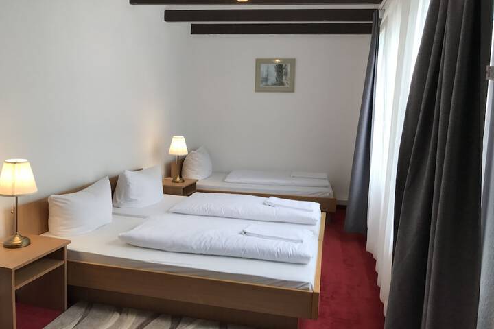 Room 18 of 31