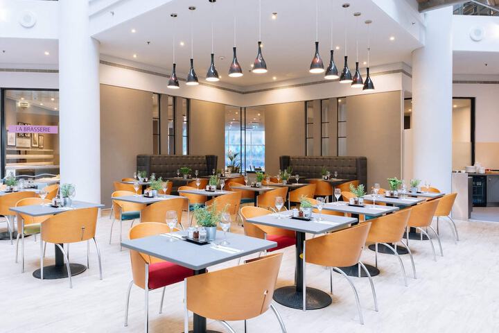 Dining 98 of 144