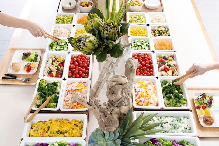 Dining 52 of 90