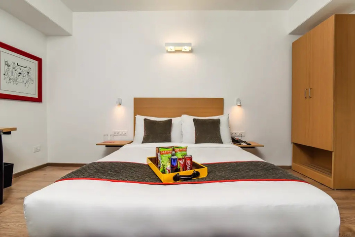 Room 2 of 15