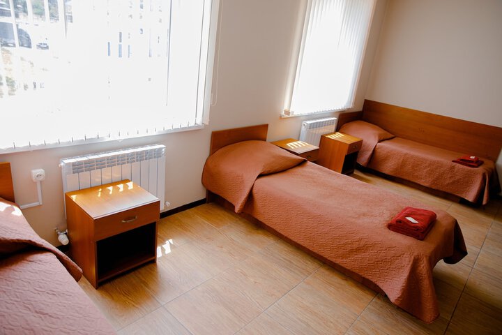 Room 10 of 36