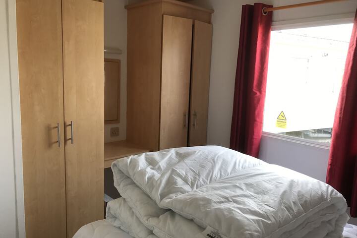 Room 8 of 101