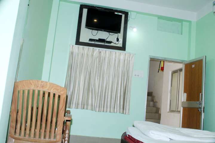 Room 6 of 23