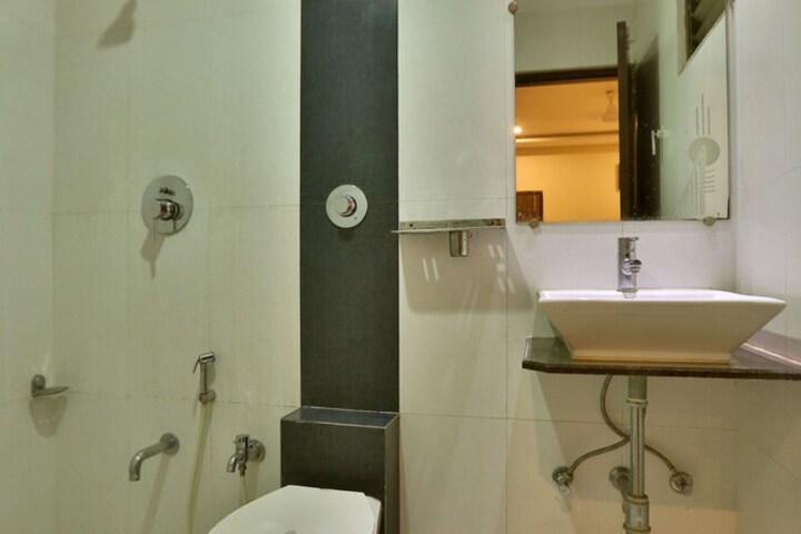 Room 21 of 24