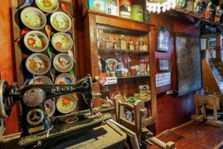Gift Shop 17 of 70
