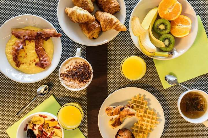 Dining Photos