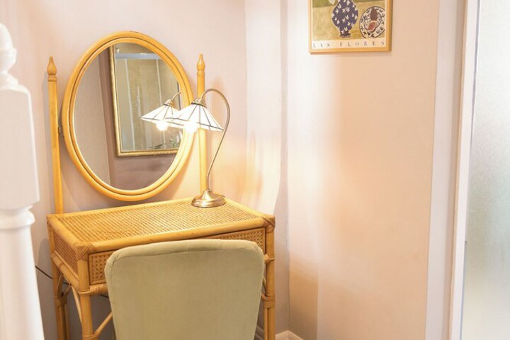 Room 59 of 65