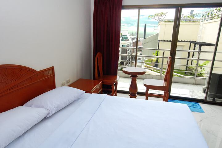 Room 20 of 54